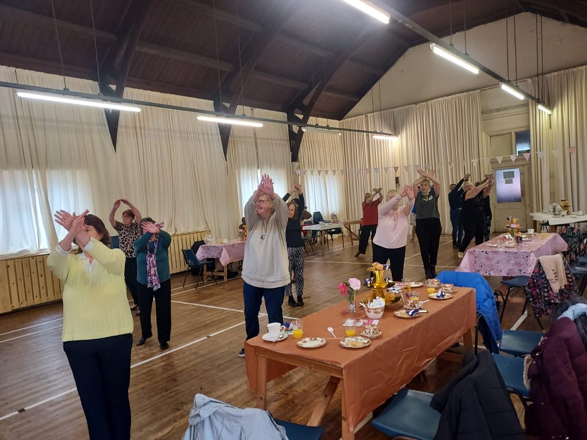 BuildingCommun3's tweet photo. Our #TeaDances are all about coming together for a great afternoon of themed #dancing. It doesn't matter if you've joined us before or not, we welcome you to come along. It's #free, friendly, fun & our #dance instructor Faye from @XpressYourself1 is super lovely!
#AcocksGreen https://t.co/Lb03uTyeyB