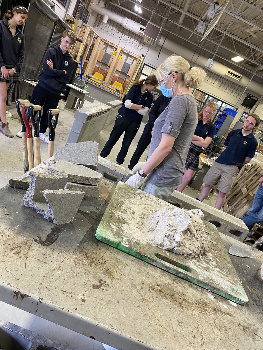 Exciting dual credit course from <a href="/ConestogaC/">Conestoga College</a> starting @StMikesCSS <a href="/HPCDSB/">Huron-Perth CDSB</a> in brick and stone masonry! Our students are so lucky to have this opportunity! Thanks <a href="/diggerflan/">Mark Flanagan</a> for making this happen! #skilledtrades #SHSM #OYAP