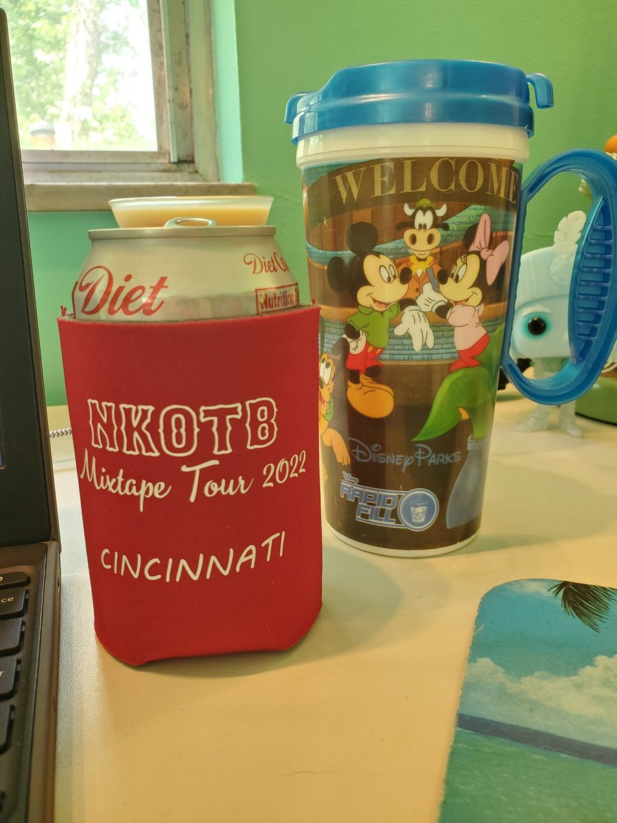 JKsGirl4ever's tweet photo. When you have to work but can't stay off social media because you are still thinking about last night's #MixtapeTour2022
I need to focus on my Disney travel clients right now, not #NKOTB
#blockheadproblems
Maybe more caffeine π€·π»ββοΈ https://t.co/RV9NrXzo2Y
