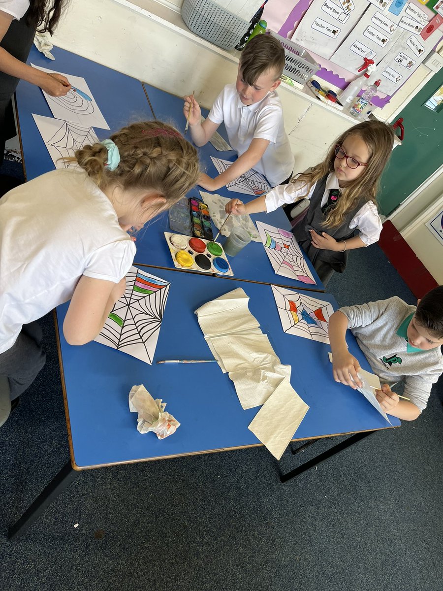 MissPaterson9's tweet photo. Working so hard on using watercolours to paint our spider webs we drew for our mini beats topic 🕷 https://t.co/bUm7AVCykG