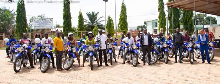 FUPROBENIN's tweet photo. MISE EN OEUVRE DE LA CONVENTION FUPRO-PADAAM/ProCaR : CEREMONIE DE REMISE DE MATERIEL ROULANT AUX AGENTS DE TERRAIN.
11/05/2022 | By Mouminat KORA GUERRA0
Le siège de la FUPRO-BENIN a servi de cadre, ce mercredi 11 mai 2021, à la cérémonie de remise d’un important lot ... https://t.co/L208HOyij0