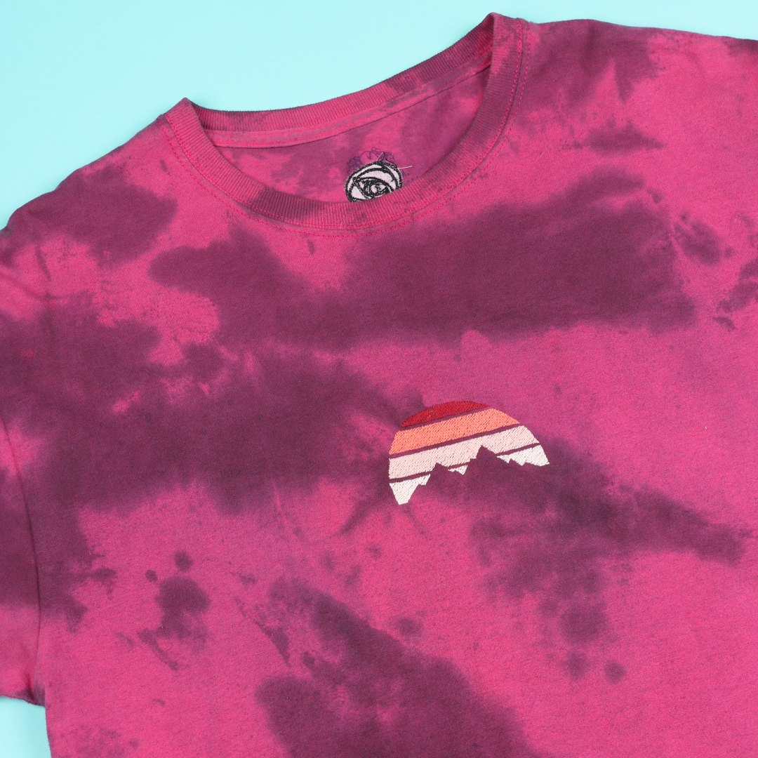 The sun has been shining today in Glasgow and I have summer on the mind which means tie-dye!