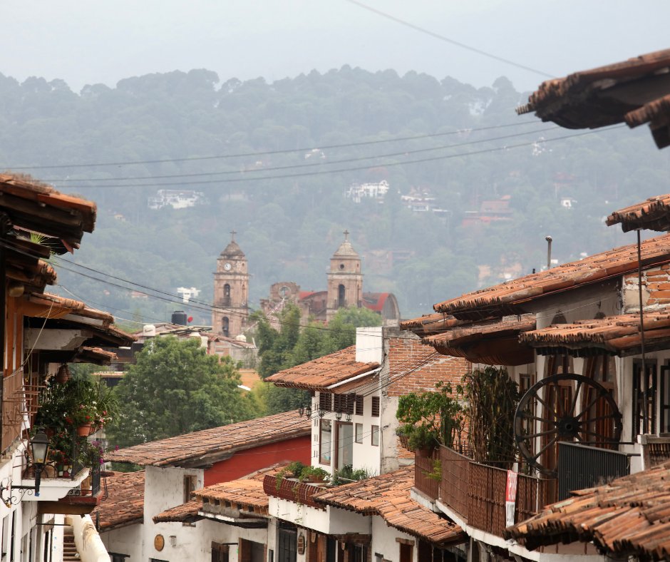 on Twitter "Valle de Bravo, cuenta con cascadas, lago artificial, una gran
