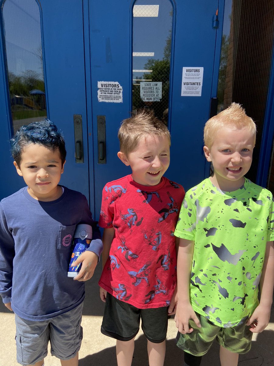 FCPS_JenTrueK's tweet photo. Spiky Silly hair on Snuggly/Silly Ss day! #NMWRoars https://t.co/nJwyEzBORN