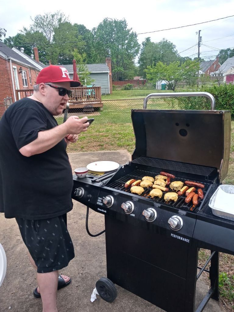 Tom Bombathrill tweet media