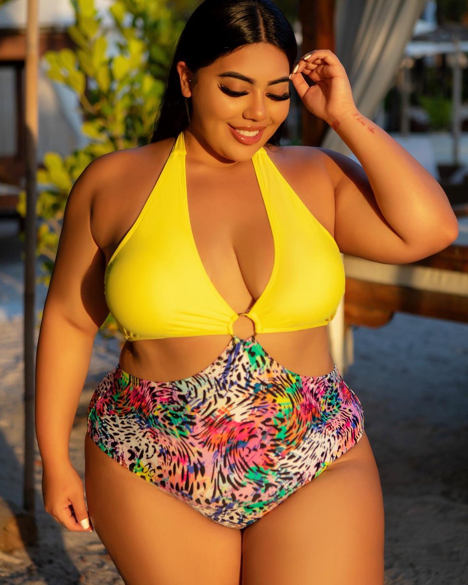 CurvyFox's tweet photo. 🚨 Just Dropped! 🚨 Head over to the Cury Fox app to check it out! 
https://t.co/tzbdDTBSaQ https://t.co/i1fnE1jGFY
