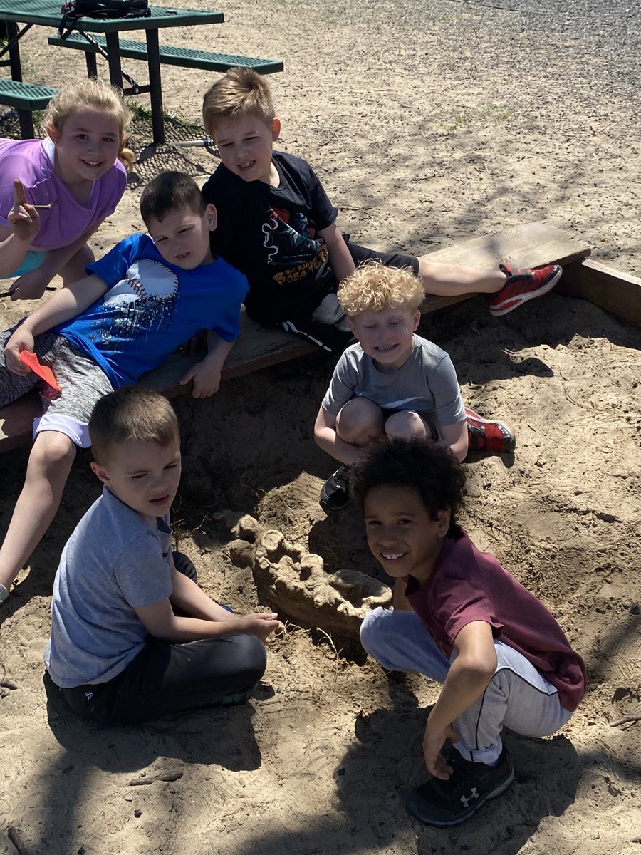 Beth Bini tweet media