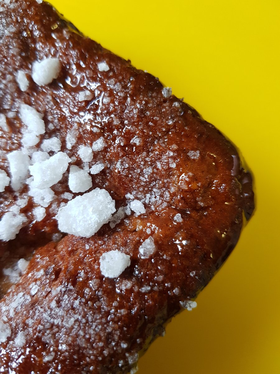 KingJohnsHouse's tweet photo. When it's rainy #MissMoodys goes a little quiet so the cooks can experiment a little #WhatWeCookingToday. Honey Banana Tea Loaf. Honestly it just melts in the mouth #CakeIsArt. Thanks Cherie! More #GoodMoodFood from the #TestValley @moreTestValley @Visit_Romsey @VisitTestValley https://t.co/uXXdH0mTsW