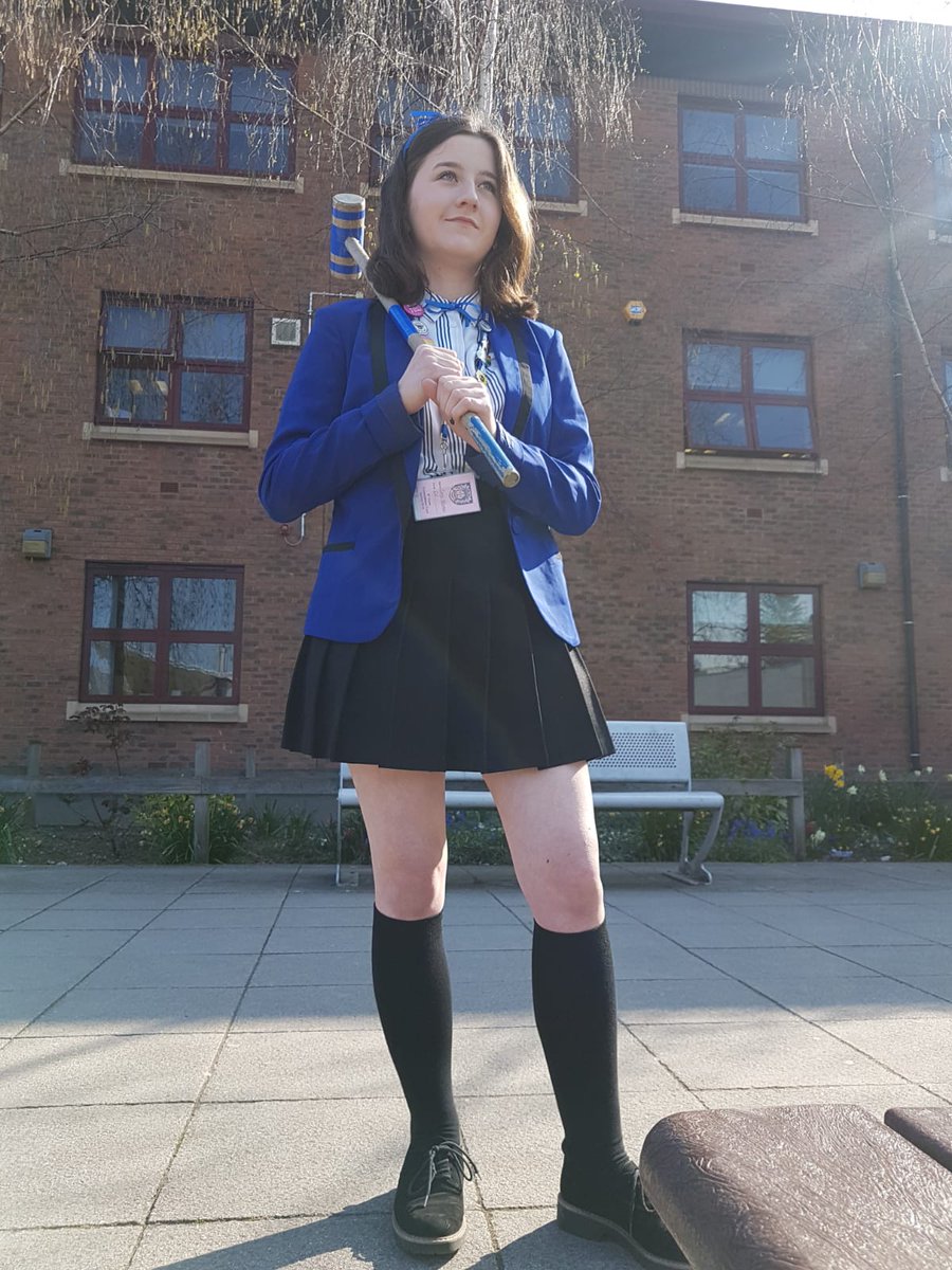 dragpathhowell's tweet photo. @HeathersMusical @TheOtherPalace how very of me to cosplay veronica 💙 #HowVeryCosplay https://t.co/Dex3ZUdmln
