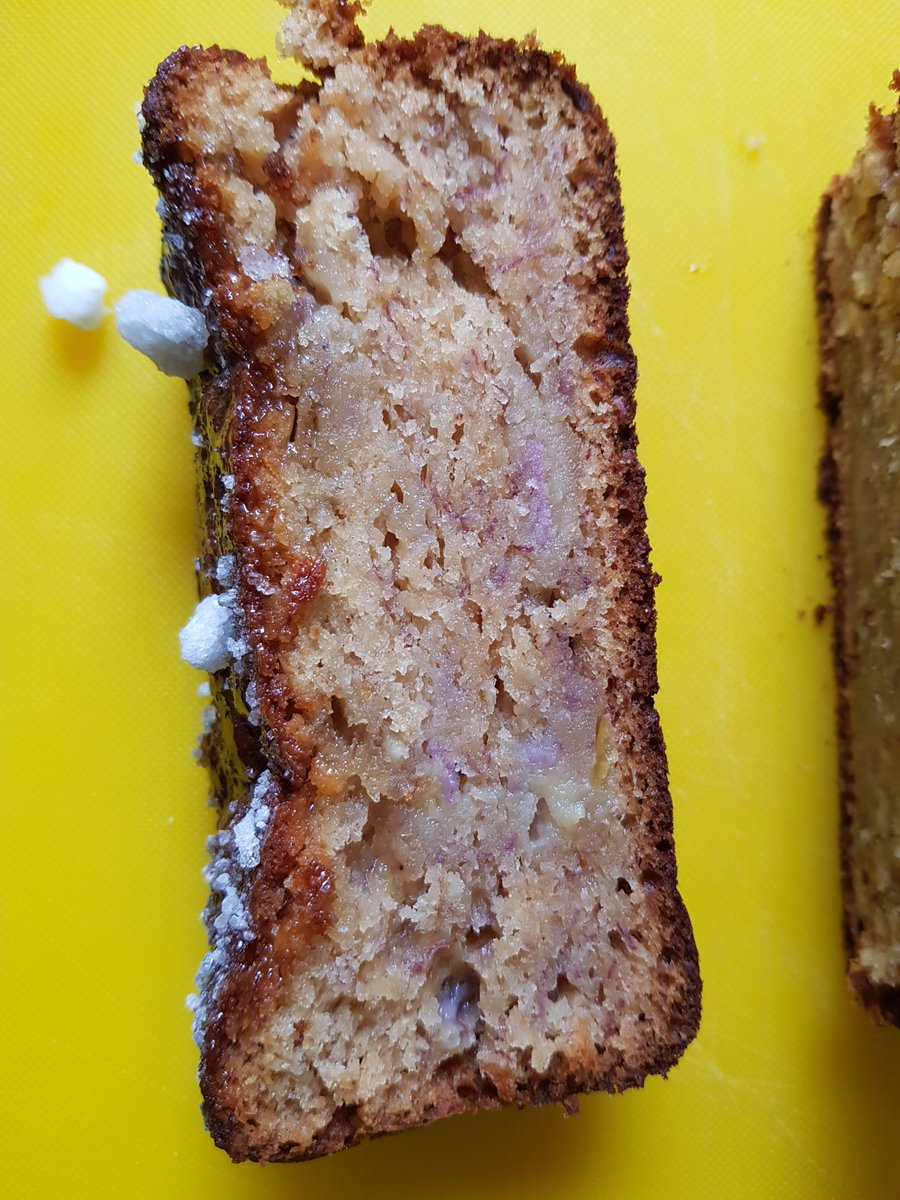 KingJohnsHouse's tweet photo. When it's rainy #MissMoodys goes a little quiet so the cooks can experiment a little #WhatWeCookingToday. Honey Banana Tea Loaf. Honestly it just melts in the mouth #CakeIsArt. Thanks Cherie! More #GoodMoodFood from the #TestValley @moreTestValley @Visit_Romsey @VisitTestValley https://t.co/uXXdH0mTsW