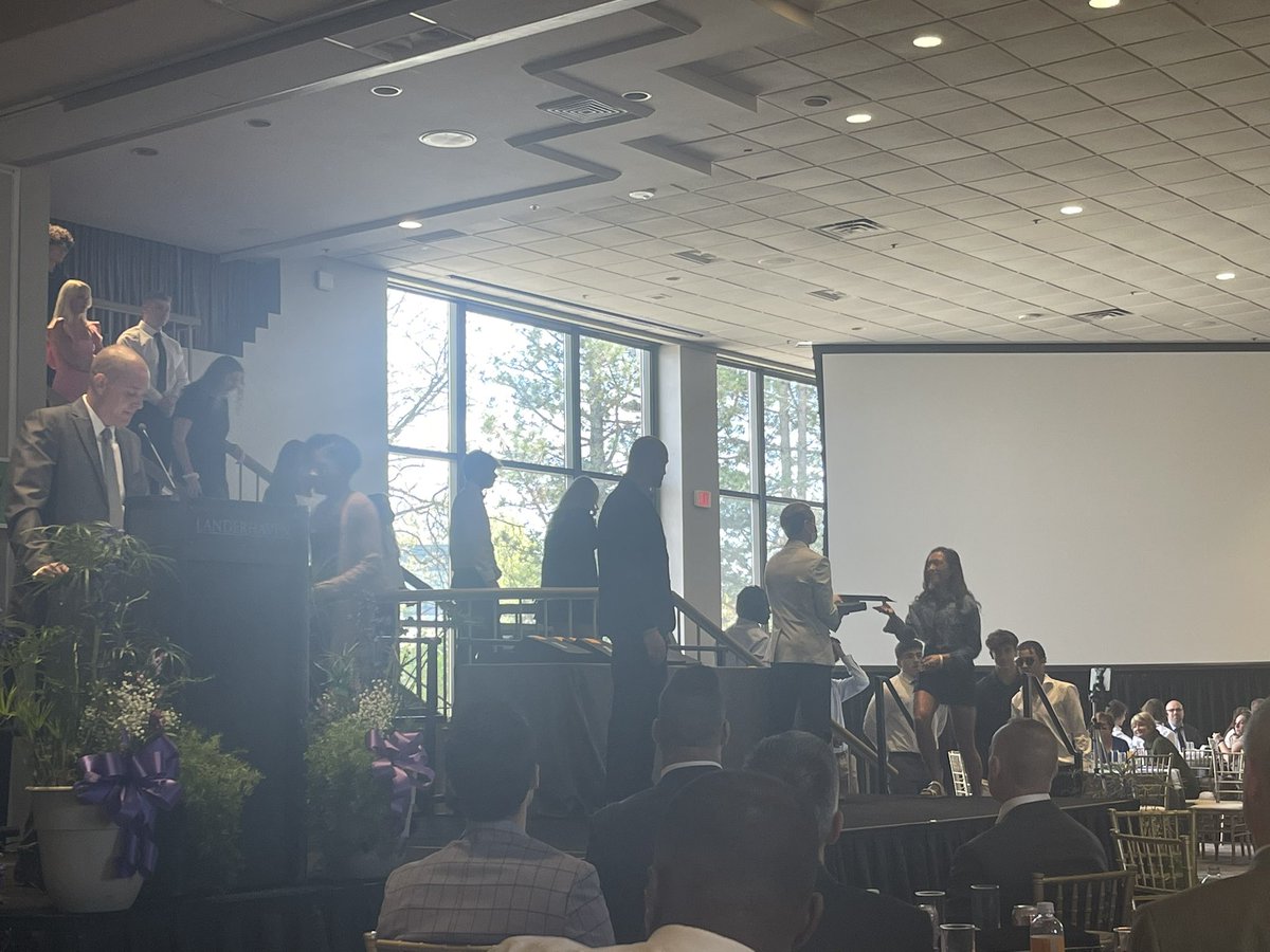 Mike Hayes tweet media