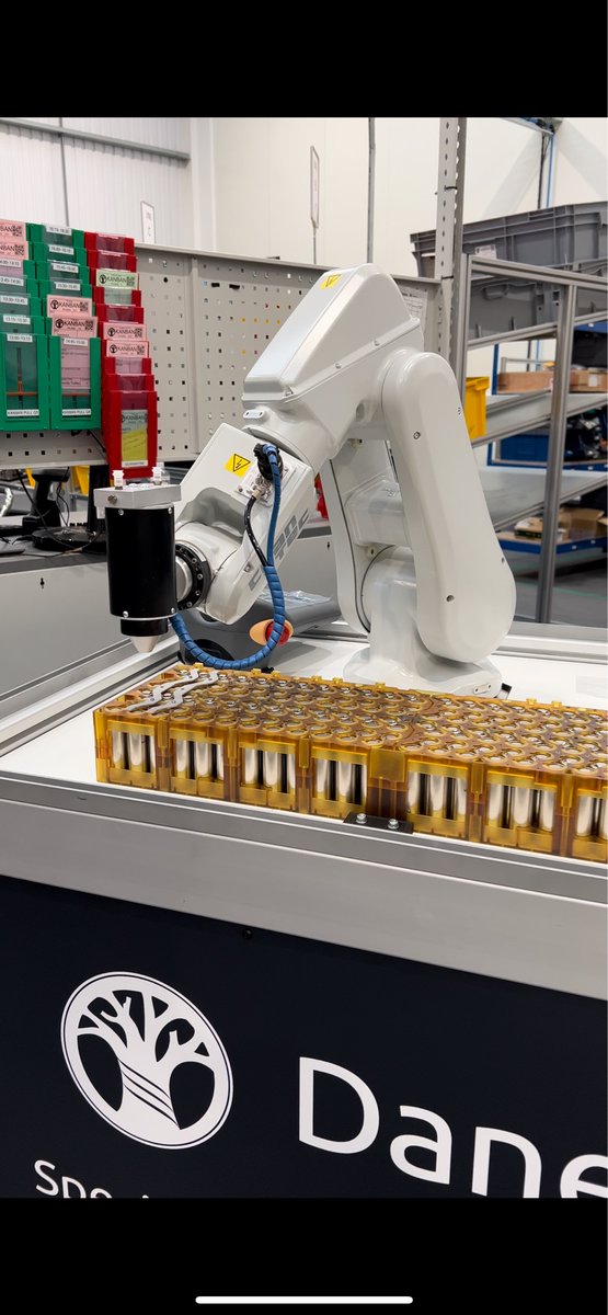 DaneccaLtd's tweet photo. Presenting to you, our fun little toy for the UK exhibitions. Courtesy of Cyan Tec!

Come along to Battery Tech Expo in Silverstone tomorrow to see it in action! Stand B25.

#exhibition #batterytechexpo #batterymanufacture #cyantec #laser #daneccaltd https://t.co/s3PBAj4Wkt
