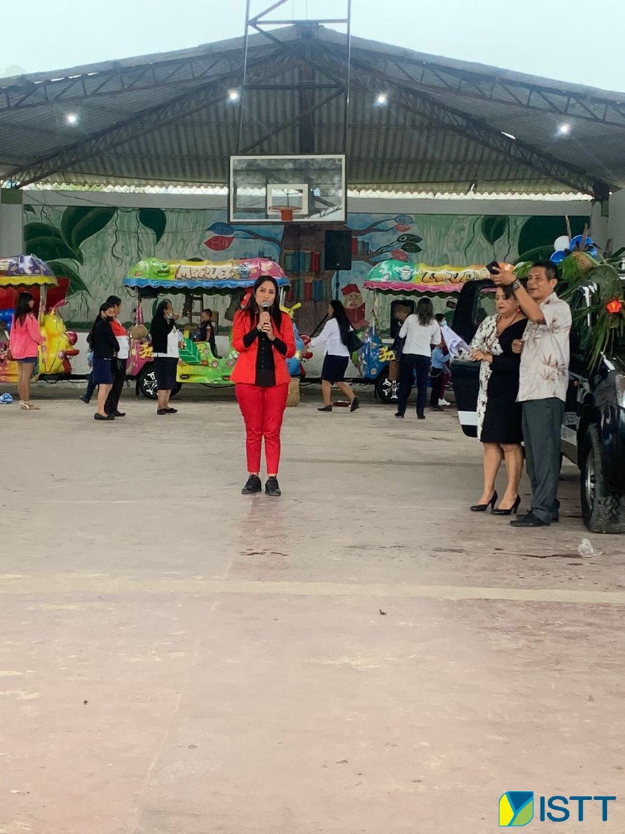 isttenaoficial's tweet photo. #ISTTENA
HOY 11 de mayo al conmemorarse el #DíaDeLasNacionalidades, @lorenayanezpi Rectora, @vijarfri, @Yaelizandi, @SPACHAMAMA docentes de @isttenaoficial participan en la 1era Feria de #OfertaAcadémica Amazónica e Integración Cultural organizado por #ISPIB. @ARibadeneiraE https://t.co/MF1PfiaI7b