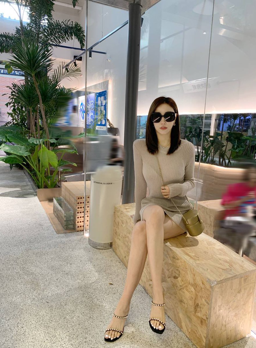 Lynn88566's tweet photo. No matter how vague a dream is, it always lurks in our hearts, so that our state of mind will never be quiet until the dream becomes a reality. https://t.co/jkw8bZdMGh