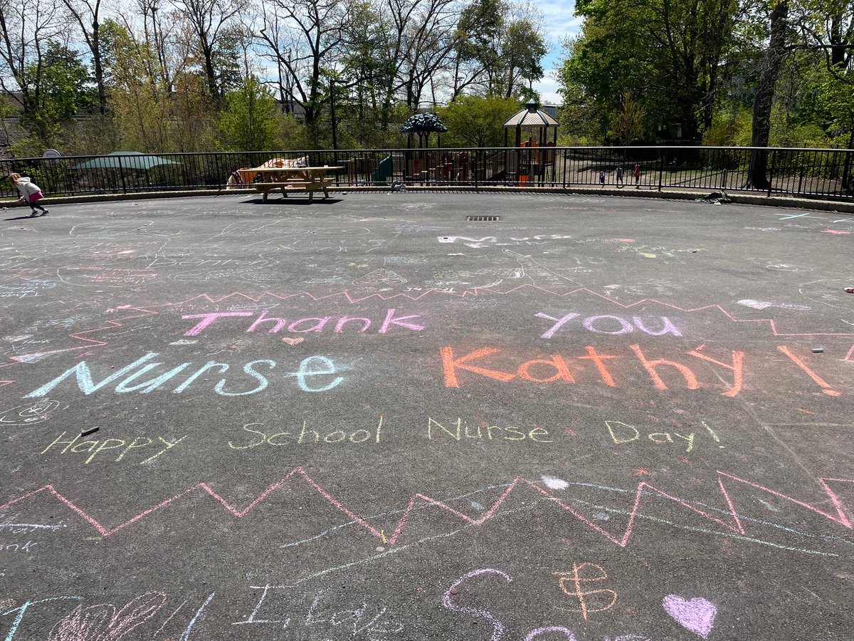 1RFirstGraders's tweet photo. Happy School Nurse Day to Nurse Kathy! @RoosMelrose is so lucky to have to you! ♥️🩺 https://t.co/c1AWBsw114