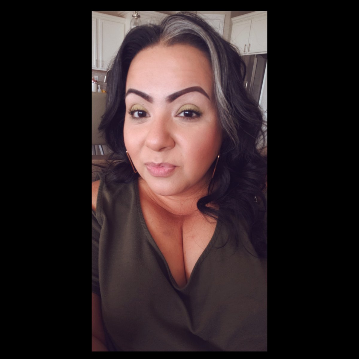 Redngoldqueen49's tweet photo. #NewProfilePic https://t.co/n9nw0XAx1e