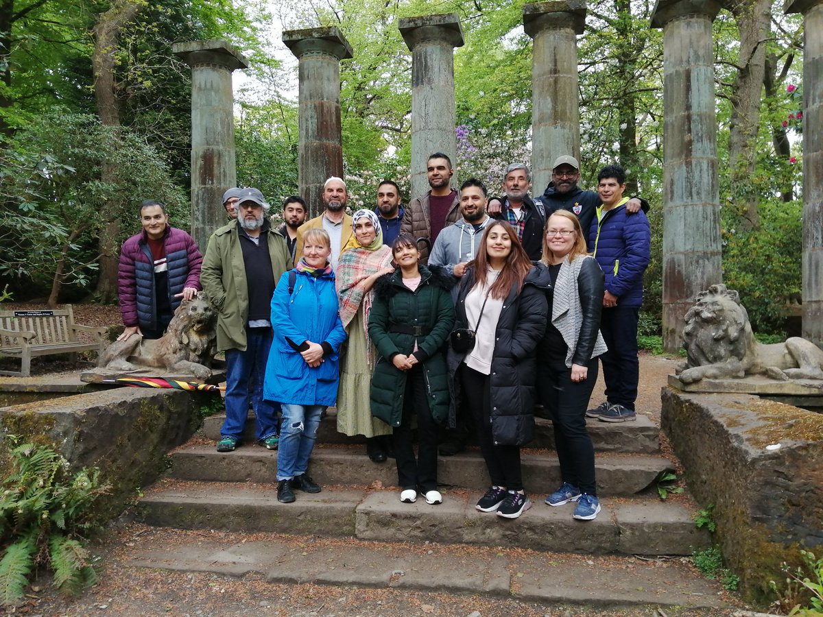 Delighted to host @sanccpmsa comunity gardening group  <a href="/RHSHarlowCarr/">RHS Harlow Carr</a> #rhsCommunity. We explored using the wellbeing walk connecting with people place and nature as part of #MentalHealthAwarenessMonth