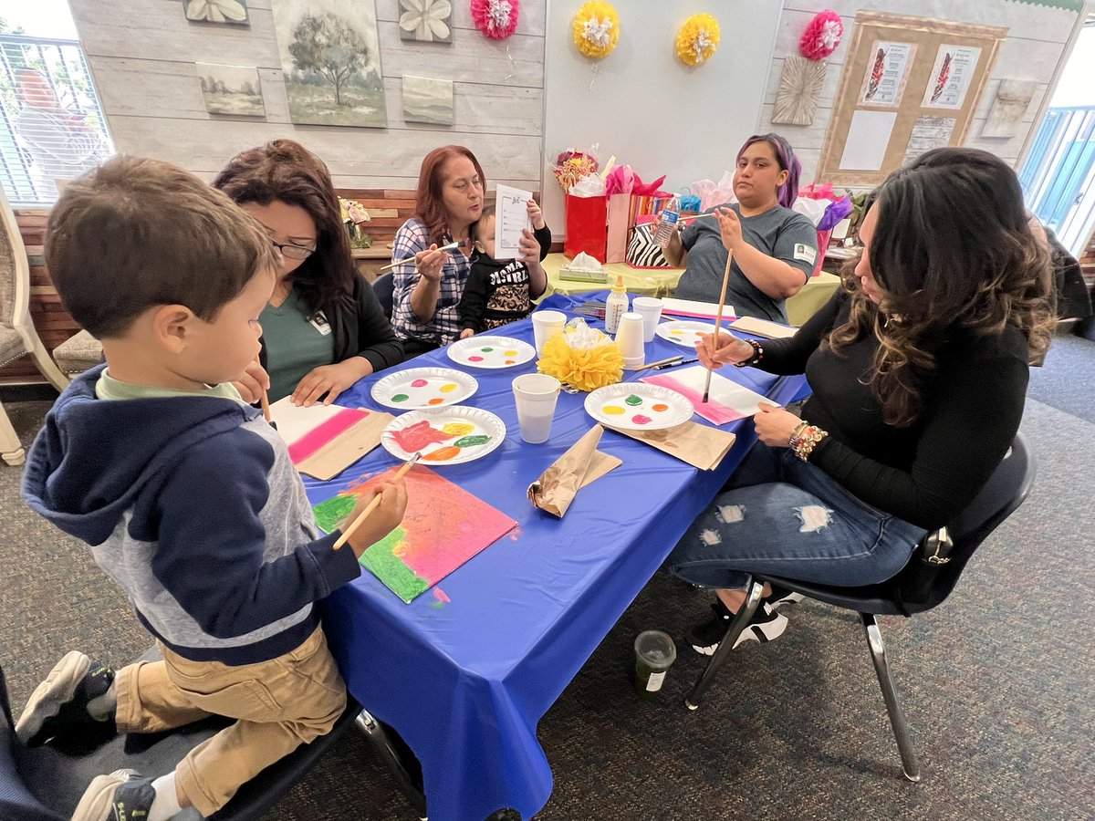 Beautiful morning at Pauly with these amazing parents. Building relationships❤️. #TeamFace <a href="/Jitsugirl21/">Mona Ross</a>