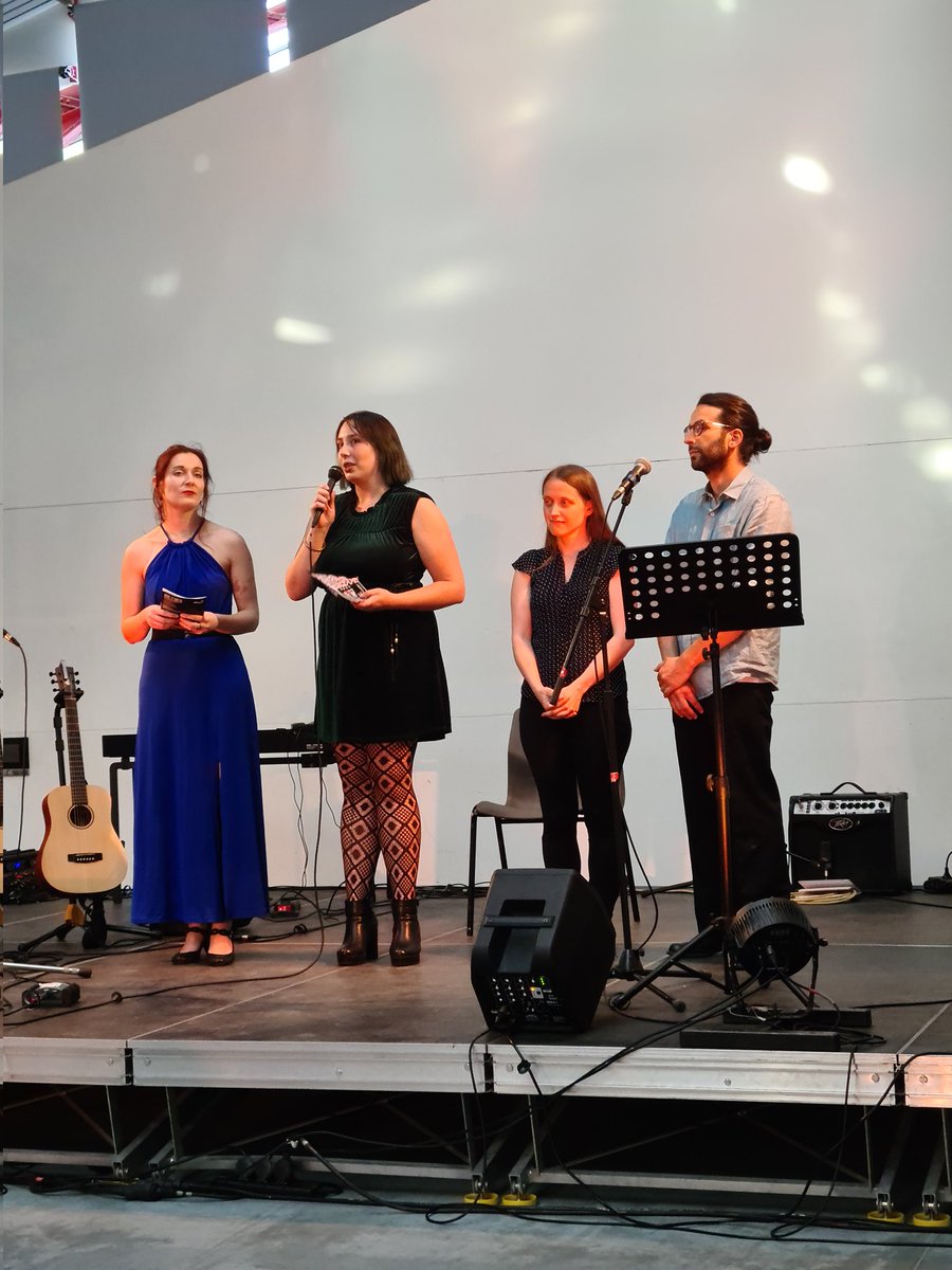 Lancement du 8 eme Festival des Caves ce soir au marché des Douves.
Projet financé par un coup de pouce du Crédit Mutuel.
Jouer dans les Caves et  jardin de Bordeaux et Talence.Un projet audacieux pour un accès facilité à la culture pour tous. Merci à Mixeratum