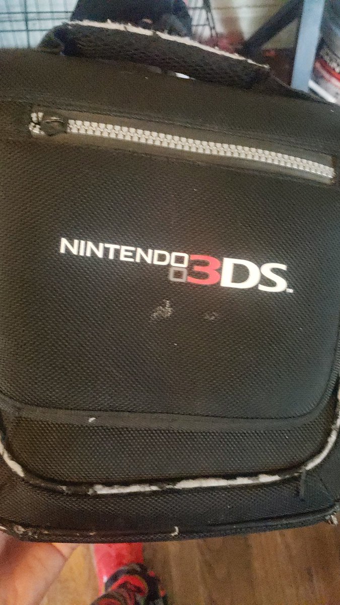 Trap_Goat_'s tweet photo. @Nintendeal Somewhat 😅 https://t.co/CS5I1fNz3Q