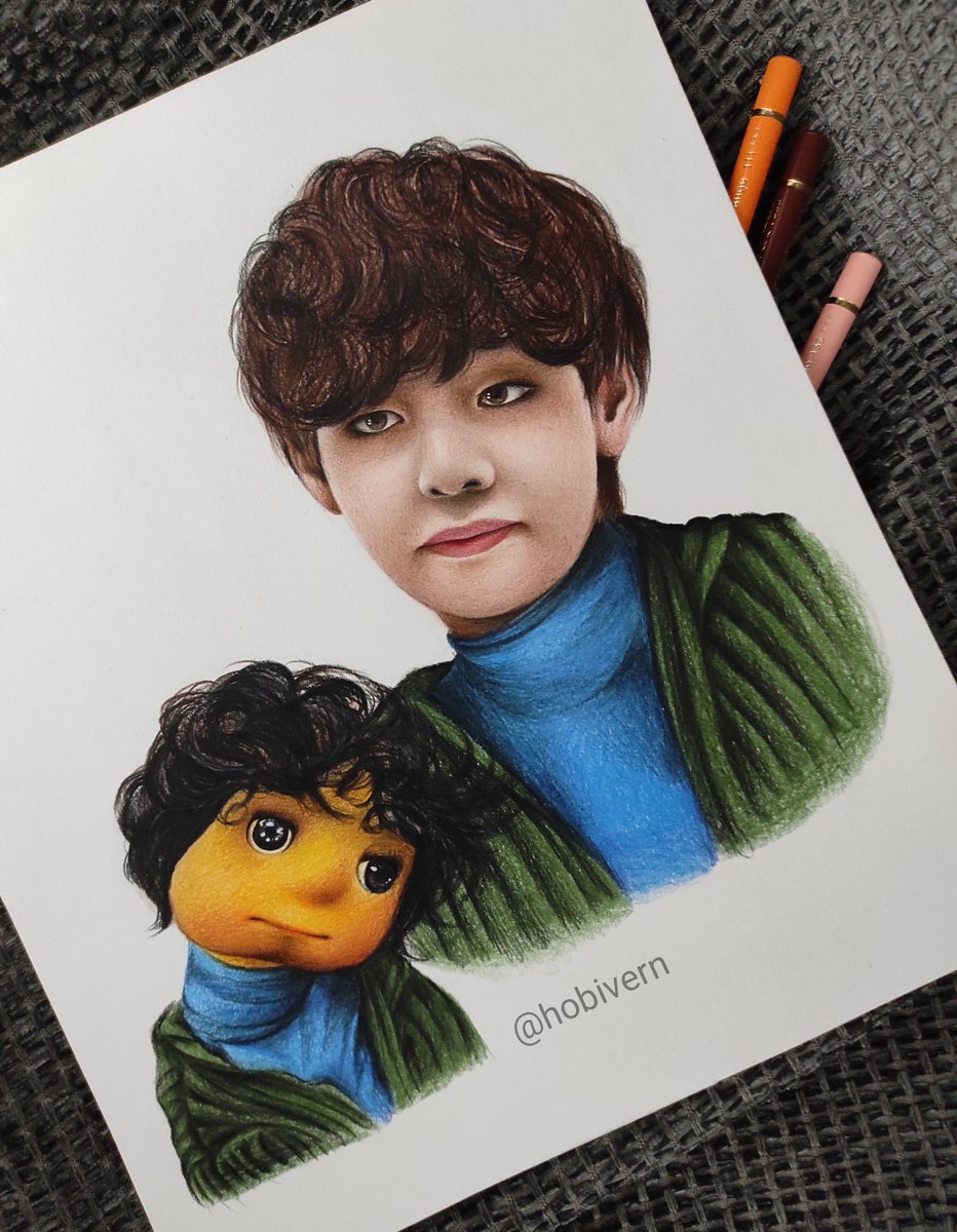 hobivern_'s tweet photo. میشه لایک کنید و بگید تو هنرمند خوب منی؟ 🥺

#BTS #V @BTS_twt 
. https://t.co/Vhtih3ghDS