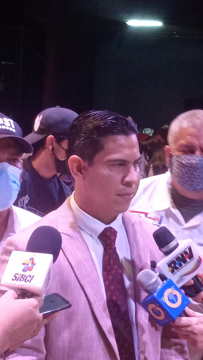 NotiMACcarabobo's tweet photo. #carabobo #CSBT #Venezuela #OIT la revolución cumpliendo en el campo educativo donde se Gradúan en las diferentes etapas del sistema educativo a Ballicheres Licenciados Magister y Doctorado 495 de la clase obrera carabobeña en una continua preparación #TrabajadoresTieneConQue https://t.co/c9iw9WOwtr