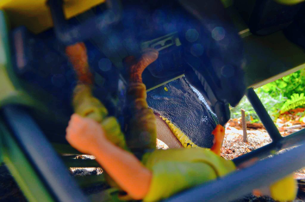 JMaloneActs's tweet photo. Tumble Trouble

@JurassicWorld | @Mattel 

#JurassicWorld #Allosaurus #JurassicWorldDominion #ExtremeDamage #GenerationJurassic #DinoTracker #JurassicWorldLegacy https://t.co/v8xxEg6s98
