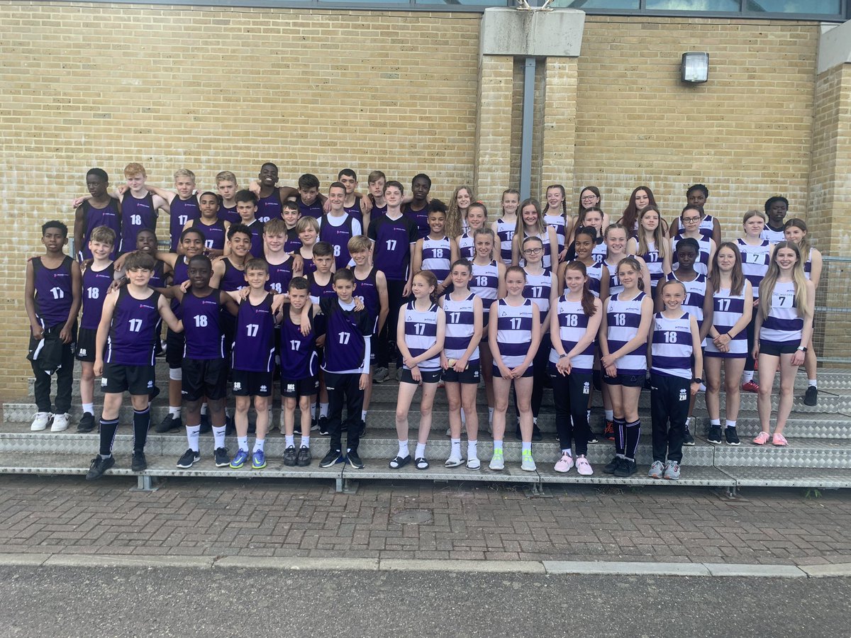 SportWoodlands's tweet photo. Another great day of Athletics yesterday at the first Chelmsford outdoor cup. Some excellent performances from all teams. A special shout out must go to the Year 7 Girls A team who came 1st. Well done to all that took part! https://t.co/iPe5IFEvZT