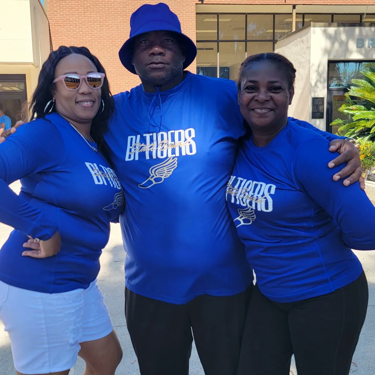 goonsquad6's tweet photo. State Championship bound with our track team! @TPF_thewrite1 https://t.co/sql3Pwa2eS