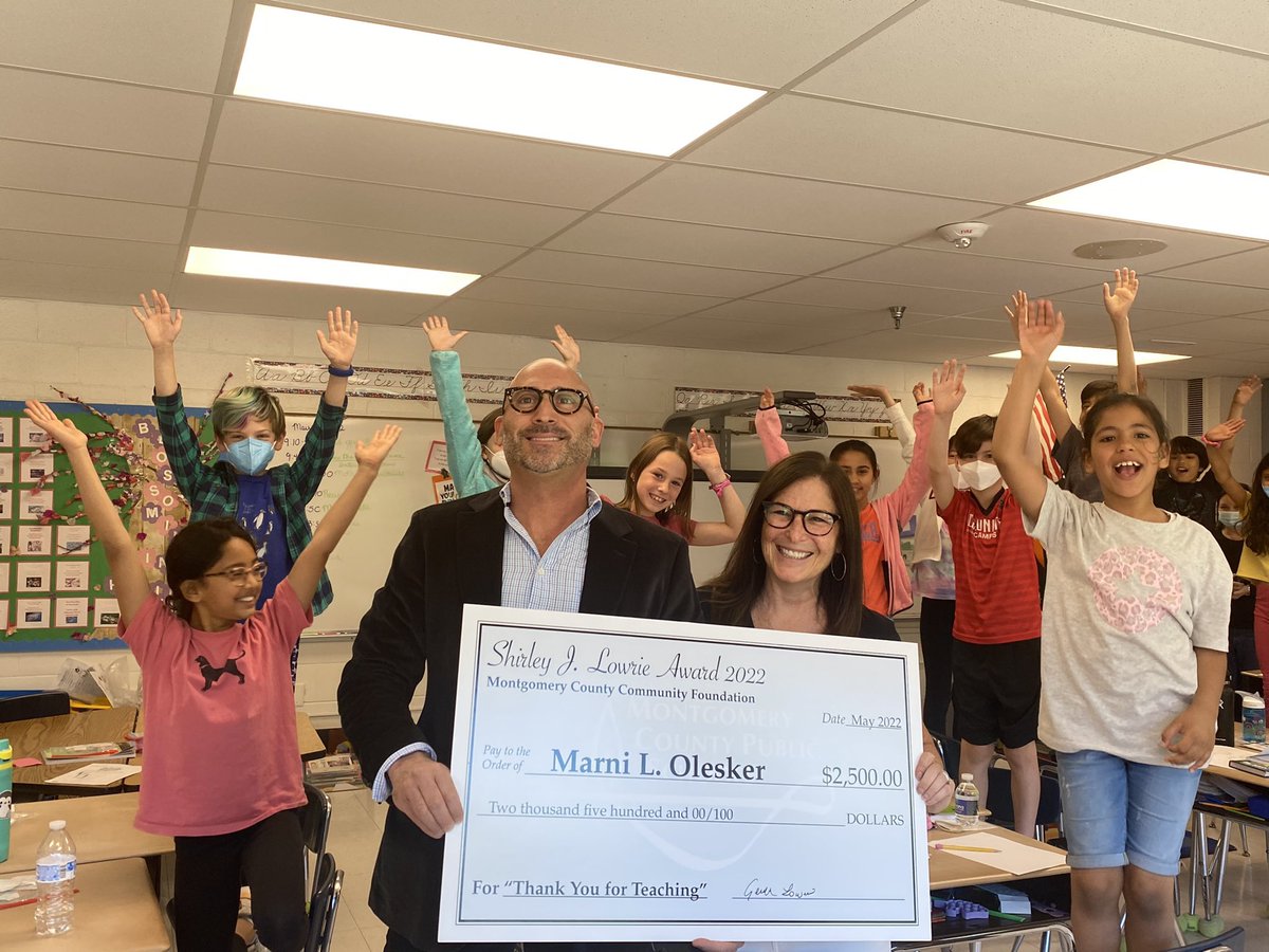 Kim Thompson tweet media