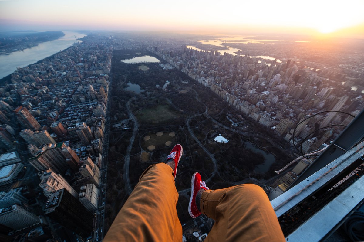 DrifterShoots's tweet photo. Exploring New York City https://t.co/xwLKJRdPsE