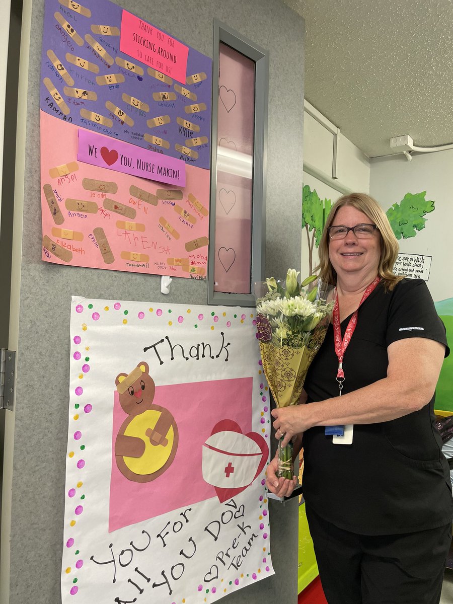 Carmen18106986's tweet photo. Thank you nurse Making! @NeffECC #SND2022 #HISD 💐 👩🏼‍⚕️ 🩹 🤕 🥰 https://t.co/i7sAMhLBgm
