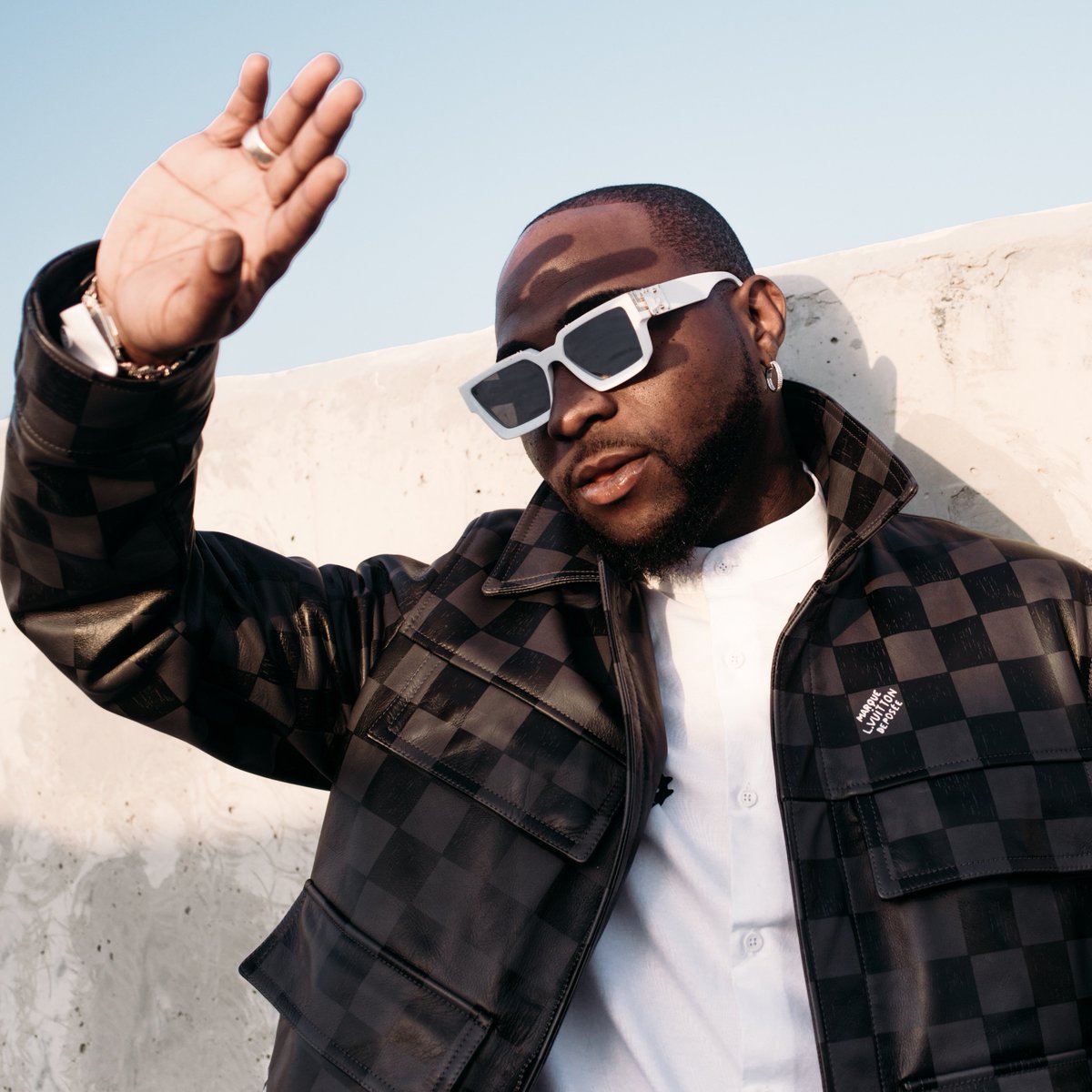 blaccmajek's tweet photo. OBO Elemi 9+ = OBO has 9 lives. 

9 Lives = Durability; near immunity to damage; remarkable ability to survive. 

Davido has cooked, and we are ready to eat. 🔥 https://t.co/Ob0TDNFY83