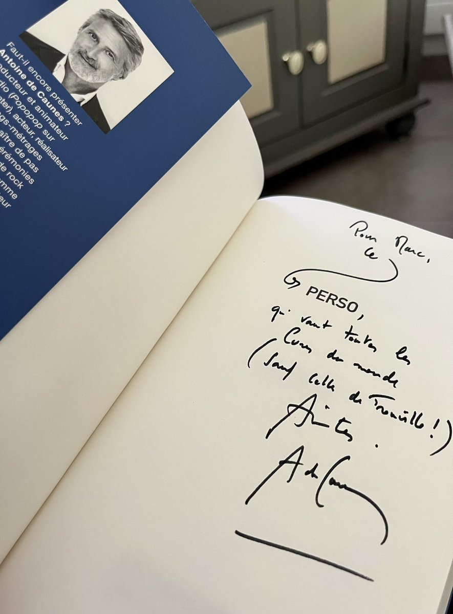 marcscogn's tweet photo. Merci @antoinedecaunes pour ce petit clin d’œil à notre collaboration à la réalisation du livre sur @TrouvilleSurMer et ses @curesmarines 💙
Merci aux @gibourdel1 , mes « partners in crime »…
#trouville #perso #bio #decaunes #trouvilleconnection #friends https://t.co/zRtYWqTIa8