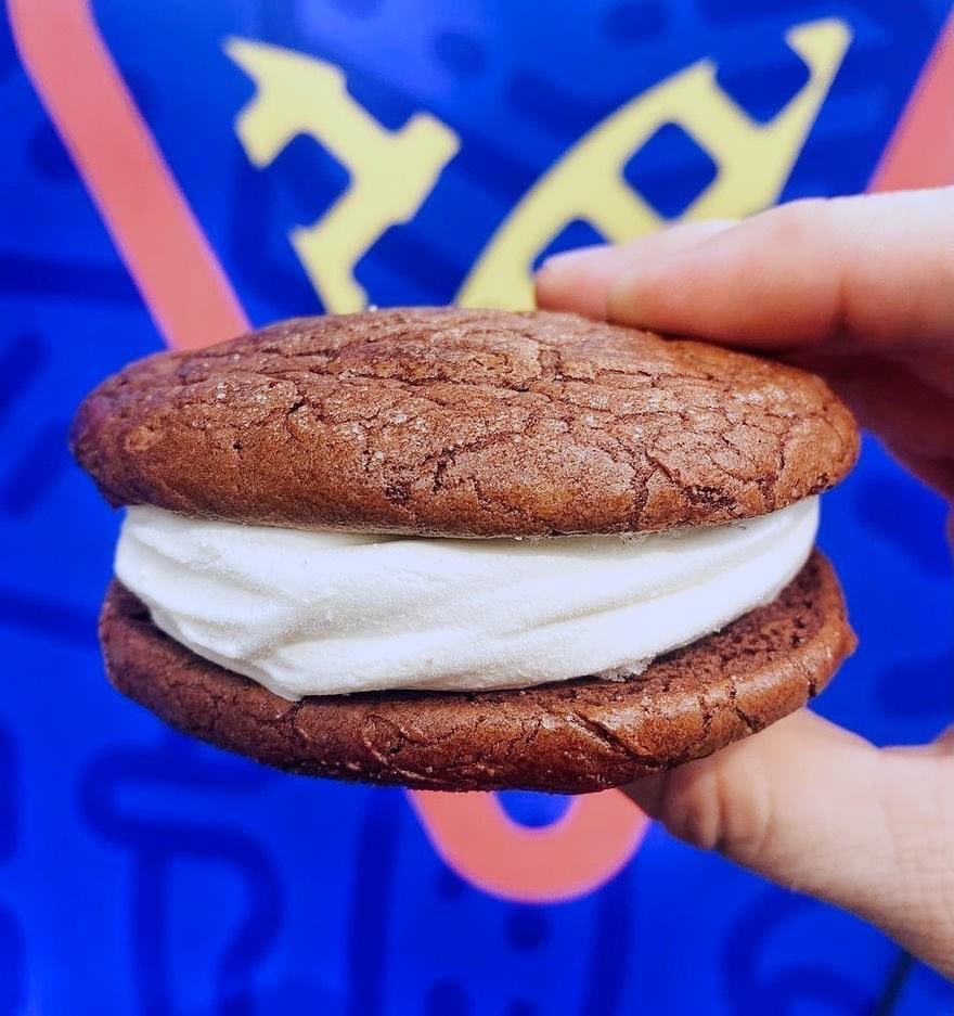 Our delicious brownie sandwiches! Available as brownies or cookies - you can’t go wrong! 🍪🍪