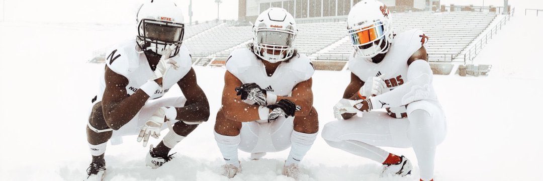 Dalan_Twin2004's tweet photo. After a great conversation with @coachwil98 and @ABGhost23 im happy to announce an offer from @nwosufootball. 
Thanks to @NM_StallionFB @KoachV @Trustmyeyeso https://t.co/flcKZwbJnX