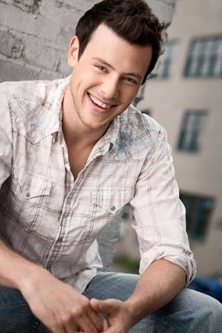 mandy_alves19's tweet photo. Happy Birthday to you CORY MONTEITH ♥️♥️
I MISS YOU SO MUCH😭😭 💔💔
#glee #corymonteith #finnhudson #quarteback https://t.co/iSUktAL5Dz