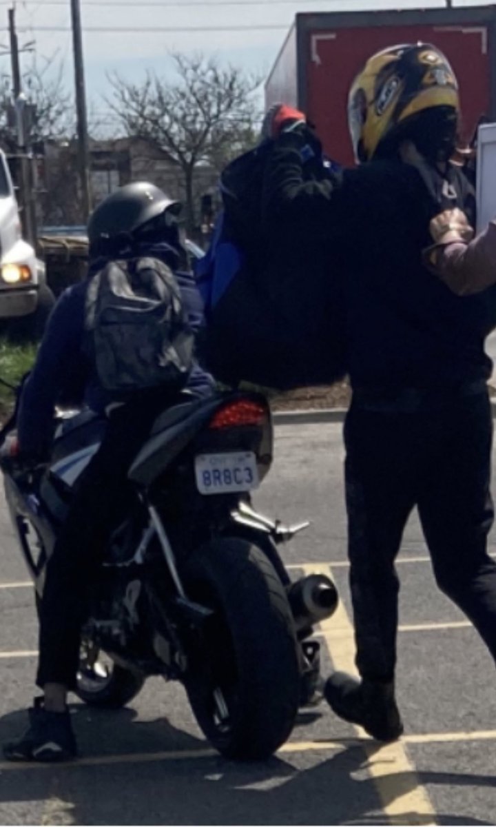 8 - Detectives searching for 2 suspects, see photo below.  Both dressed in dark clothing on a single motorcycle.  

One wearing a yellow/gold helmet, the other a dark half-helmet.  Suspects are considered armed and dangerous, if seen, call 911 immediately #FairviewShooting