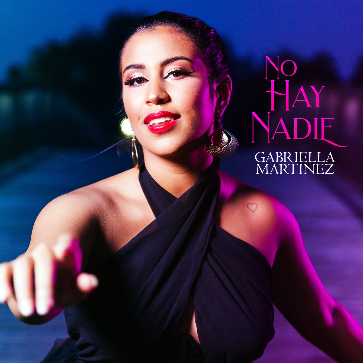 MarRecords_'s tweet photo. 🎶”No Hay Nadie” 🦋👑
Ya Disponible en todas las plataformas digitales 🔥
https://t.co/tEK5AMm5In
@gabriellamusicoficial
#MarRecords #NoHayNadie #GabriellaMartinez #Tejano #Norteńo #RegionalMexican #MujeresDeLaMusica https://t.co/HXaHnZ5Shy