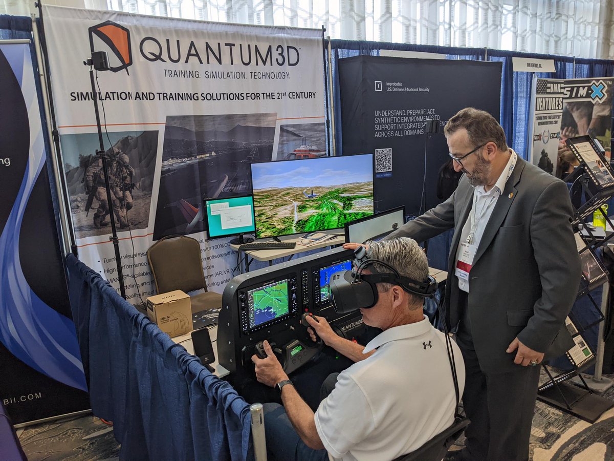 Quantum3D's tweet image. Final day at MODSIM with visitors of all ages.

#MODSIMWorld2022 #mixedreality #levelD #imagegeneration #flightsimulator #Quantum3D