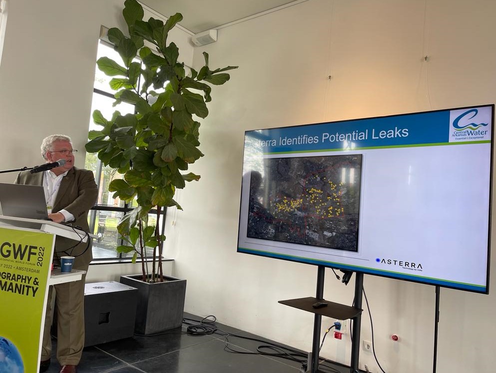 asterratech's tweet photo. #TeamASTERRA was happy to visit w/ @CARKW, at @geoworldmedia today! Tad Bohannon &amp; #50risingstars winner, Alex Harper gave exciting presentations on their #leakdetection project w/ #ASTERRA and Vessel the @CAWDetectiveDog. 

#GWF2022 #GeospatialWorld #SatelliteTechnology https://t.co/0ZC5VYqgiA