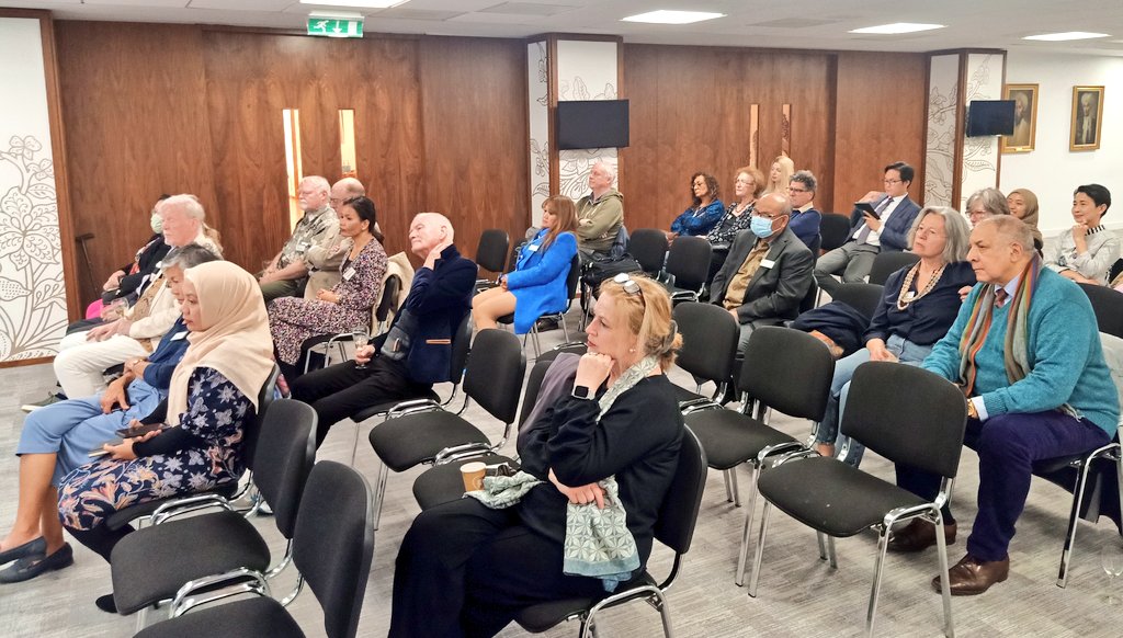 Anglo Indonesia Society, London

Fascinating discussion (10/5) with <a href="/FaroukCat/">Farouk Yahya</a> and <a href="/BLMalay/">Annabel Gallop</a> about ancient Malay manuscripts and what we can learn from the watermarks that identify the origins of the paper (English/Dutch/Italian...)

Like to join AIS? Pls get in touch.