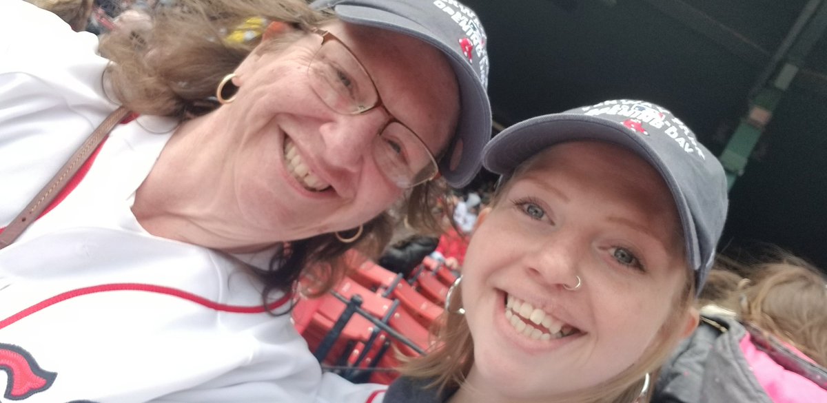 ALLYSON83973739's tweet photo. @NextStepHC @RedSox #RootedTogetherNSHC 
Rooted together in our love of the Red Sox! 
#FenwayismyHappyPlace https://t.co/8dVMMczas6