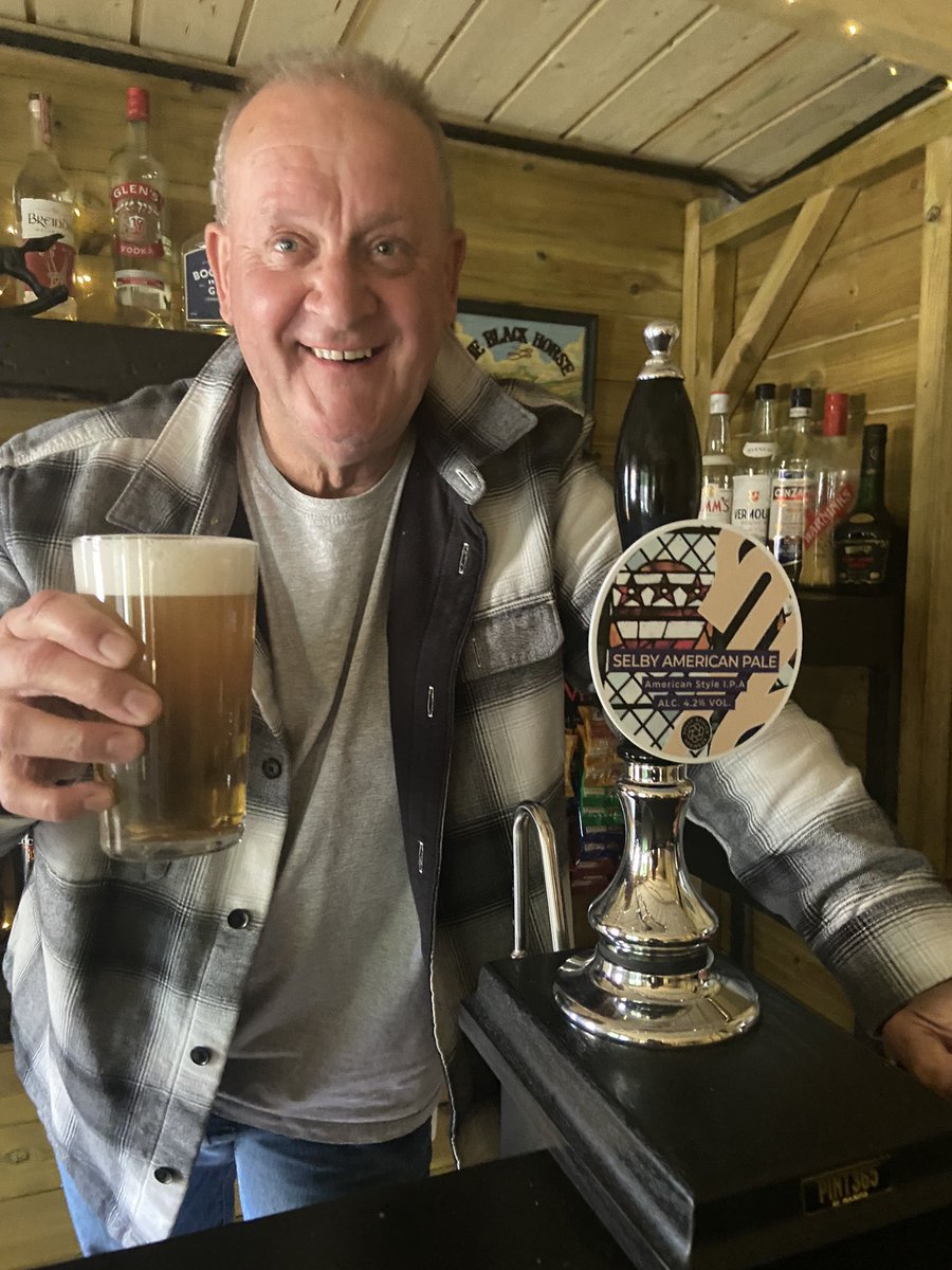 TheBlackHorse tweet media