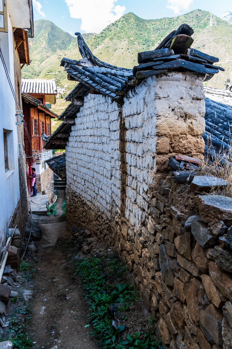 dmlphotoworx's tweet photo. Shitoucheng stone city.
.
#baoshanstonecity #shitoucheng #naxi #naxivillage #baoshan #wuhu #lijiang #yangtzeriver #yunnan #china #travel #travelphotography https://t.co/ElTEmag3tE