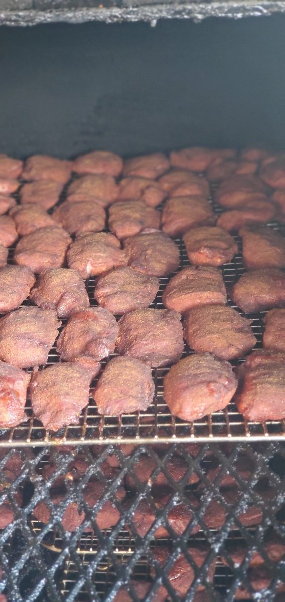 ladyjayewest's tweet photo. Smoking these Pork Cheeks for the sandwich tonight! #Wednesday
Reservations/Takeout: https://t.co/U4Q4PCJ9Ht
#smokedmeat #westseattle #seattlepatio #porkcheeks #westseattlerestaurants https://t.co/oNheDqofTr