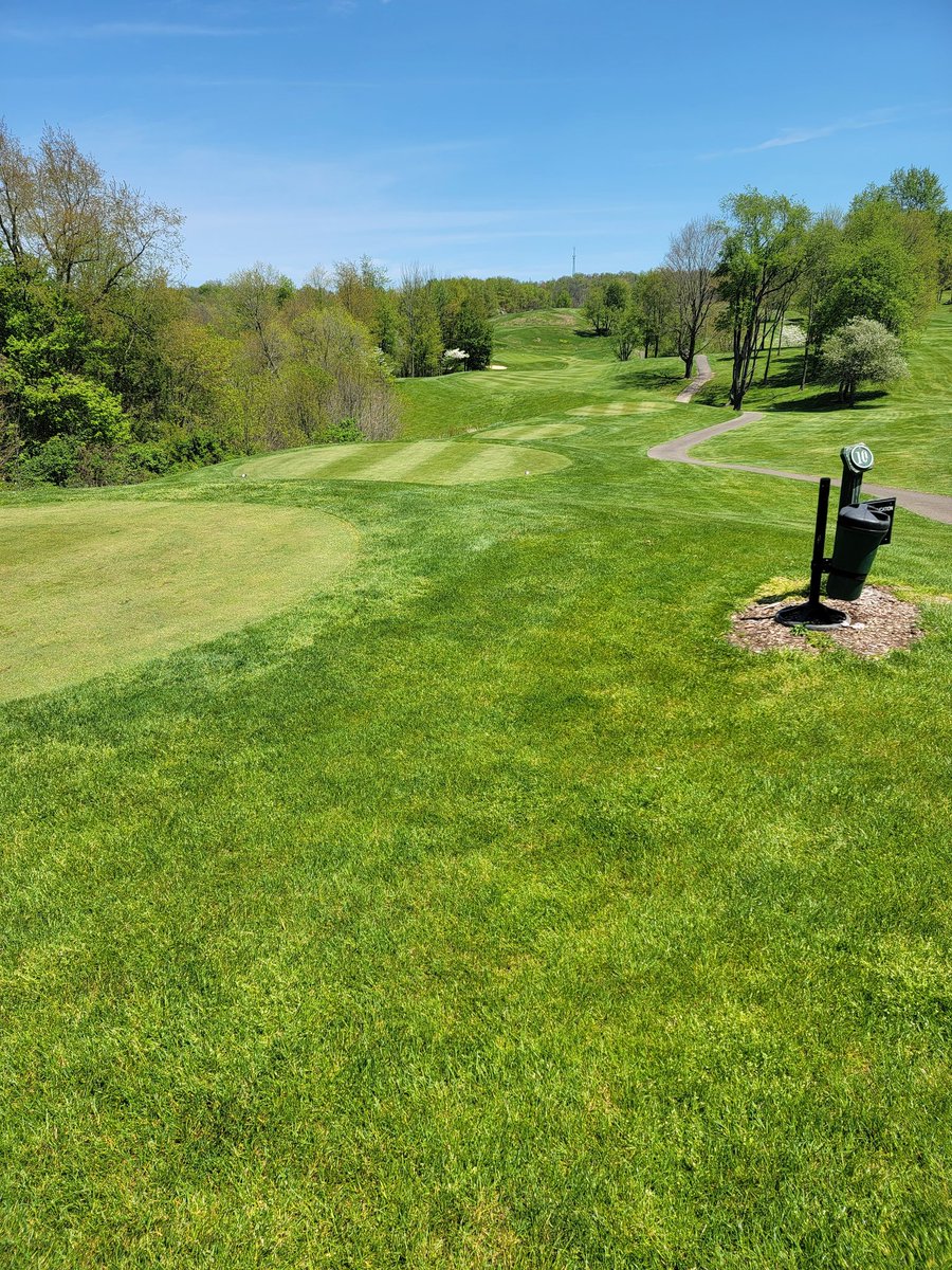 DeerRidgeOhio's tweet photo. The weather is warming up and the course is looking good! Go to https://t.co/c6MTIOjzl5 or call 419-886-7090 for tee times https://t.co/KvXA3gIJVU