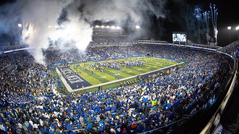 Blessed to receive an offer from the University of Kentucky ! #BBN <a href="/wcsPHScr/">Charles Rathbone</a> <a href="/CoachWoody7/">Scott Woodward</a>