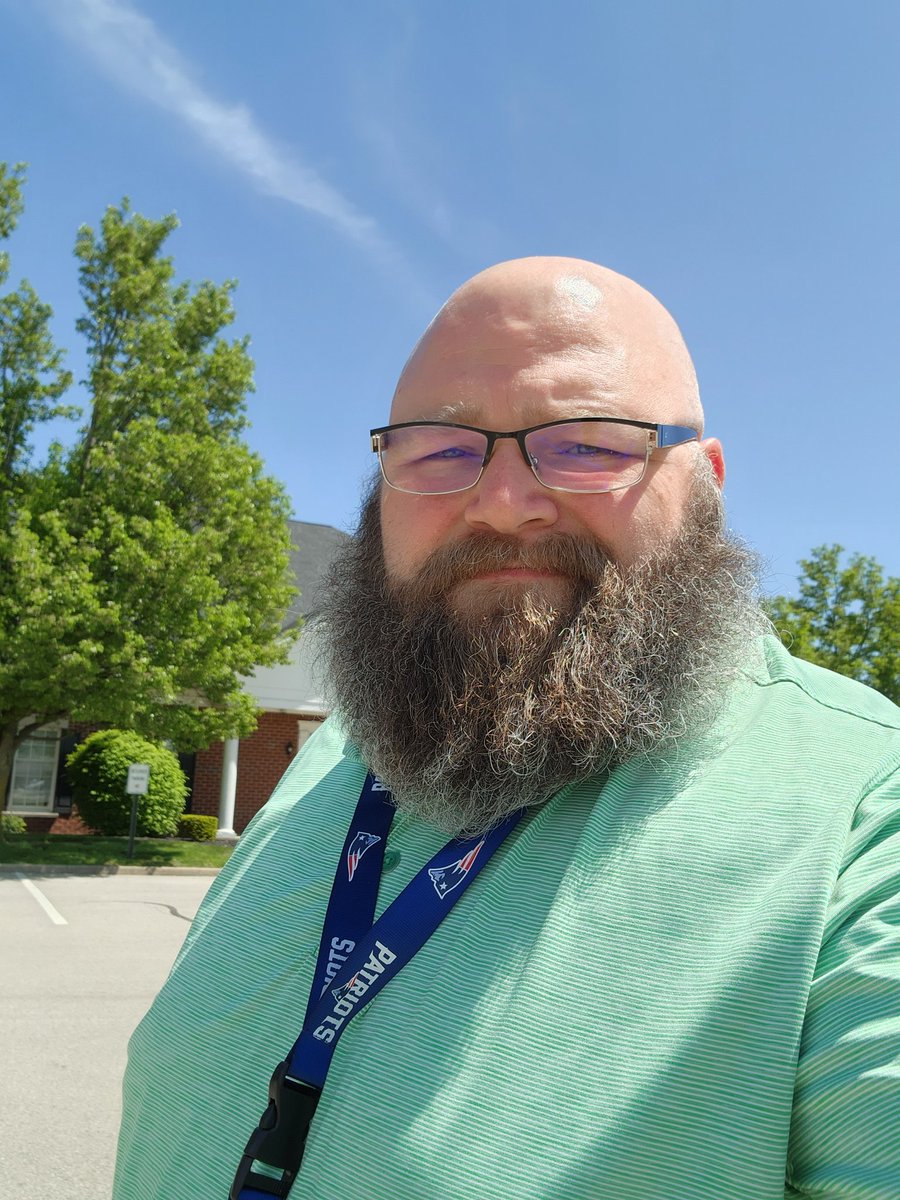 csc35zips's tweet photo. It's OK to not be ok. Wearing green to support Mental Health Awareness. #boardman_fun #MentalHealthMatters https://t.co/btIDBeP6AA