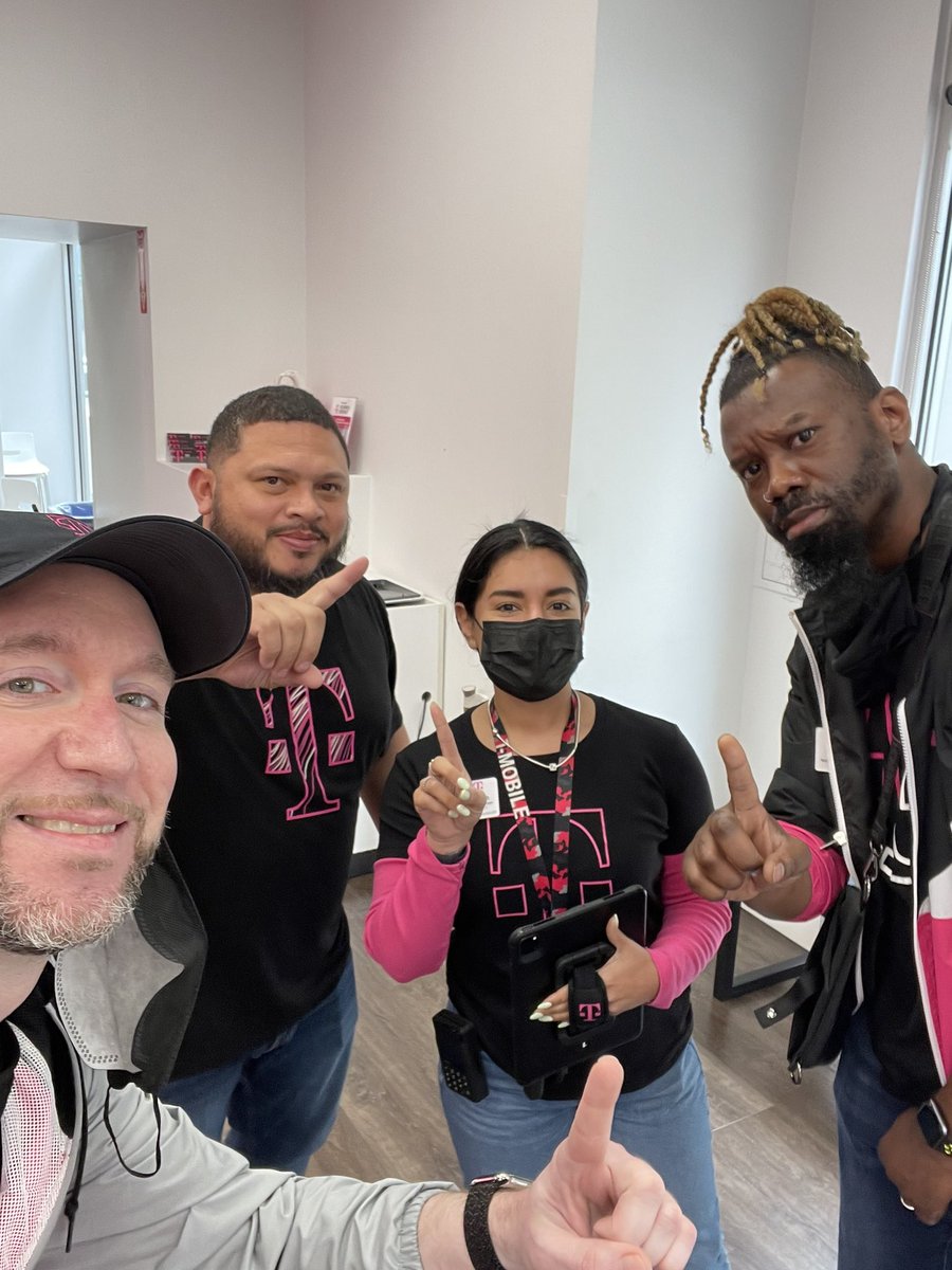 Reporting live from 14th and Park with the king of DC <a href="/Jose_MejiaVA2PA/">Jose Mejia</a>! Greater DC in full HSI takeover mode in May <a href="/s1mplk/">s1mplk</a> @mimmsss93 are locked in!